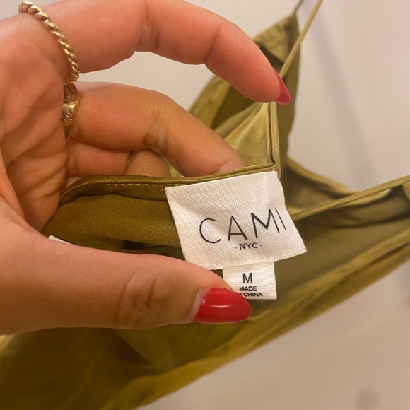 CAMI NYC SIZE M. Beautiful top. I haven’t had any events to wear this - Picture 6 of 6